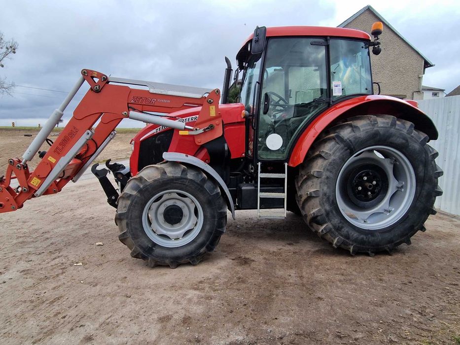 Zetor Forterra 135 z turem