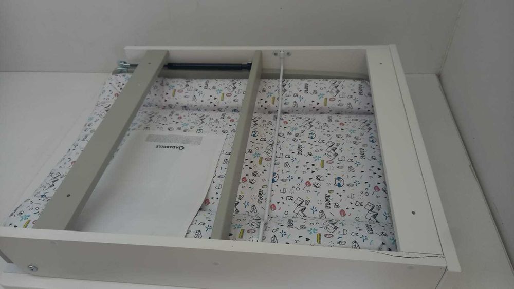 Badabulle przewijak do niemowląt na ścianę (16)