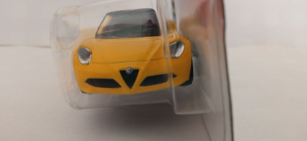 Majorette Alfa Romeo 4c spider