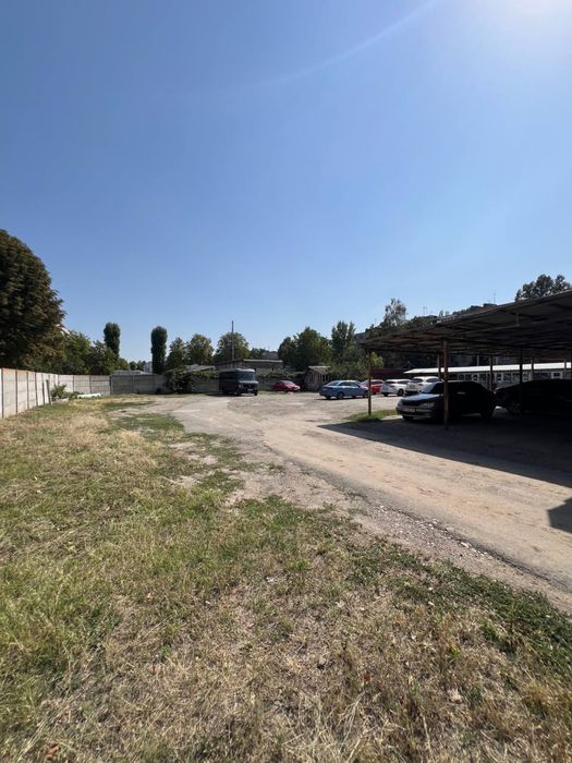 Продам рынок с автостоянкой