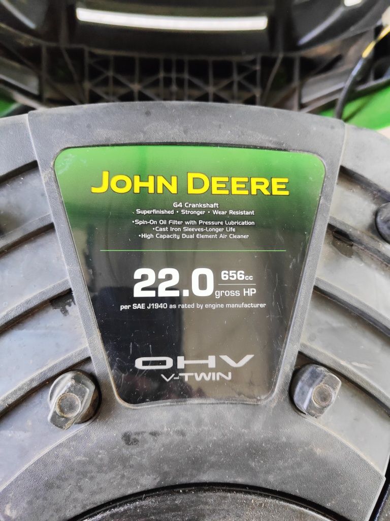 Traktorek kosiarka John Deere D140