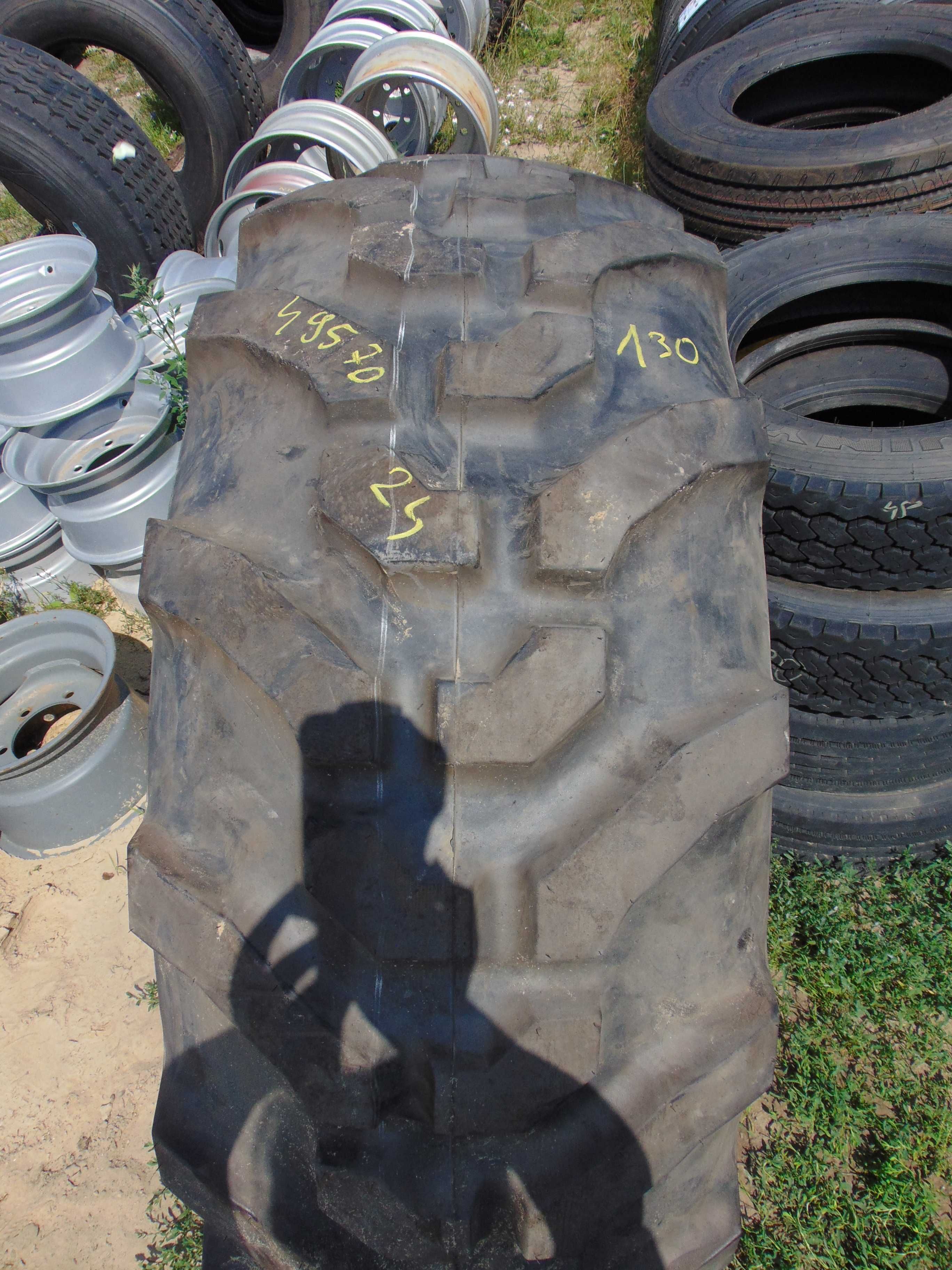 Opona 495/70 R 24