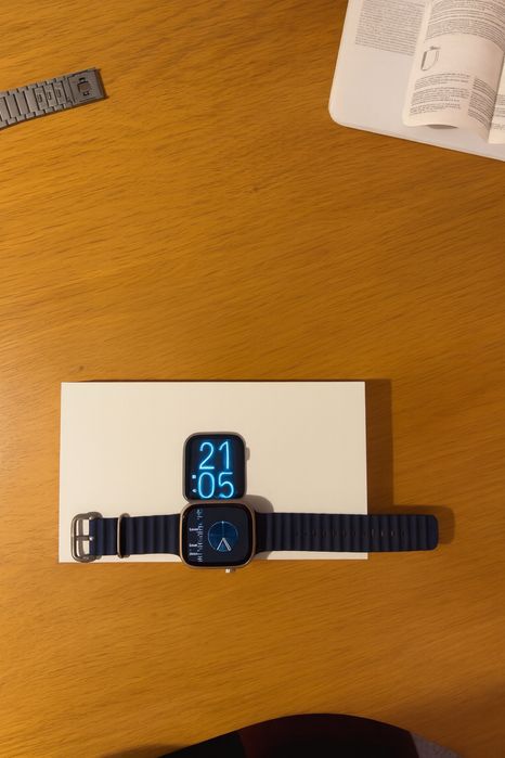 Apple Watch Ultra 2 cellular  , oraz ipad mini 2