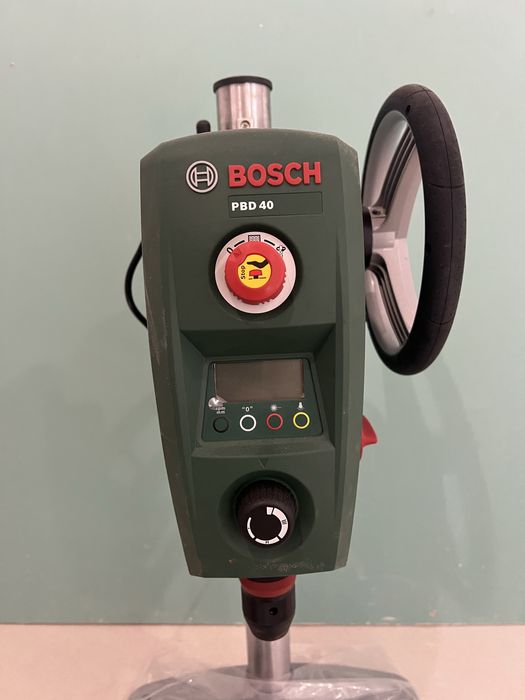 Berbequim de Coluna Bosch PBD 40 — NOVO, nunca usado