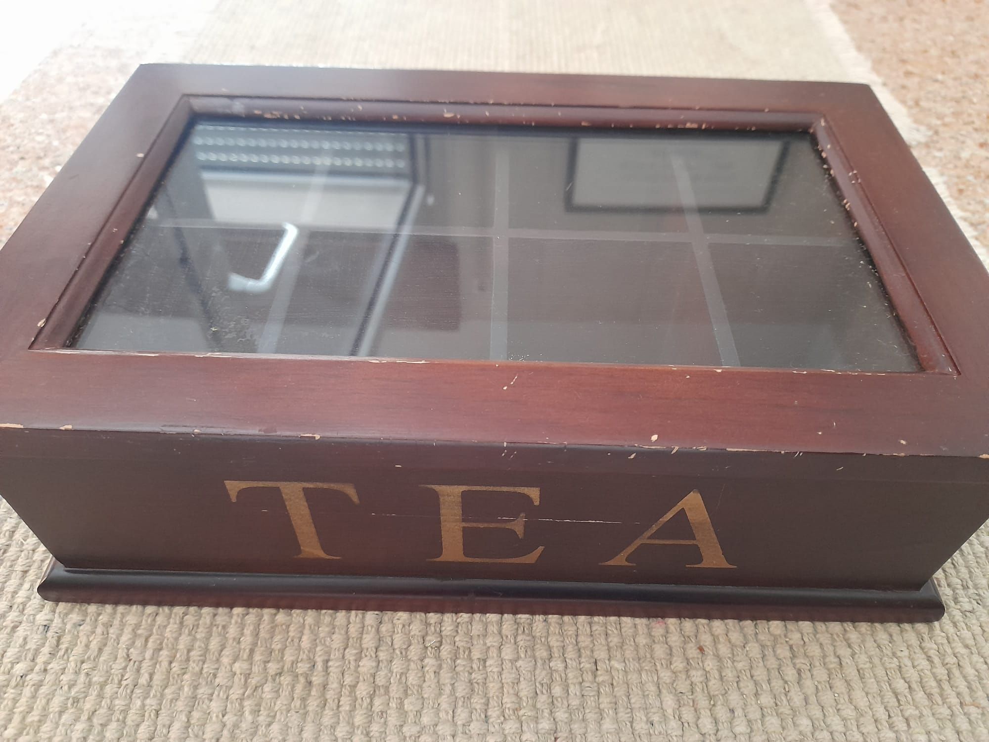 Caixa para pacotes de chá em madeira com tampa