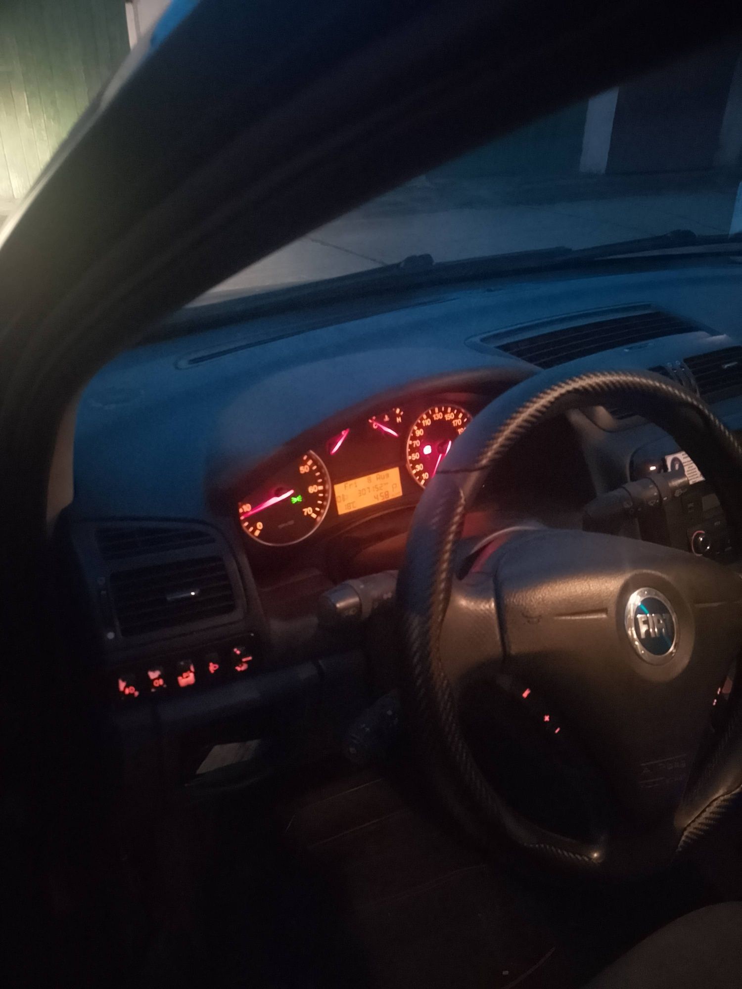 Fiat Croma || 1.9 JTD 150 km 2005. Bezwypadkowy automat.