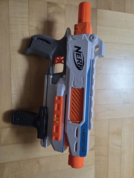 Nerf wurzutnia Mediator