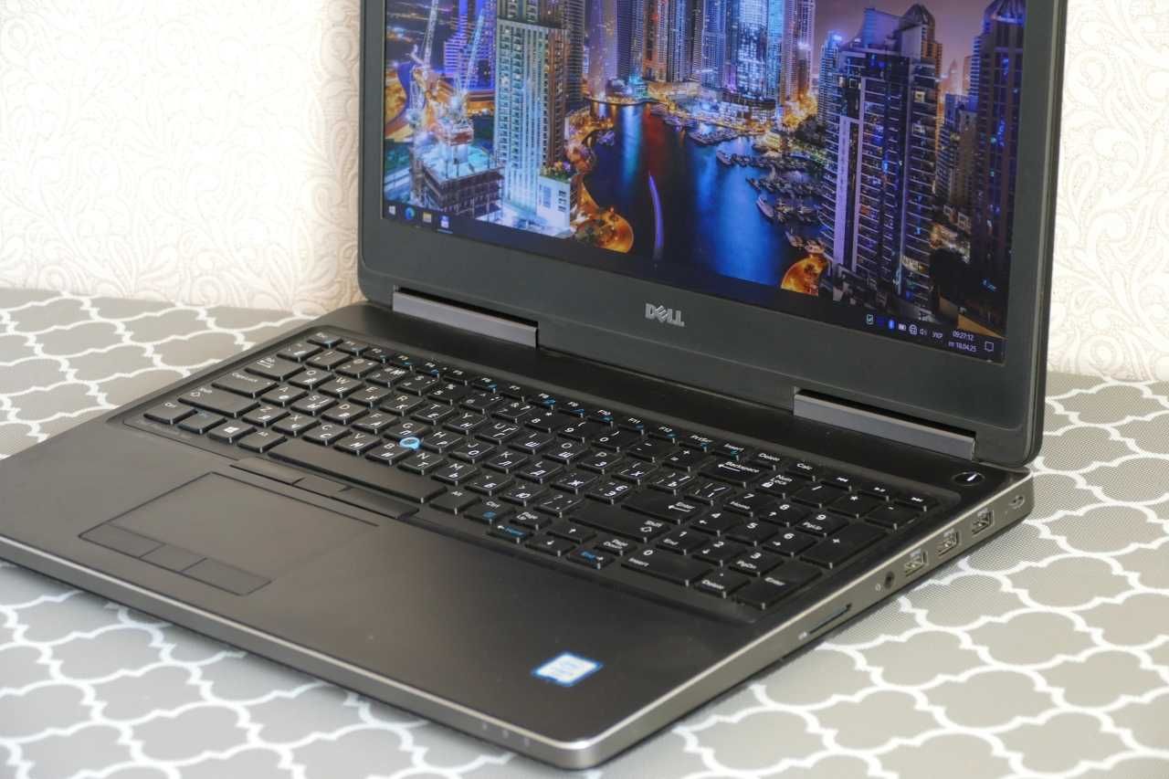 Ноутбук Dell Precision 7510/i5/16GB/SSD 256GB+HDD 500GB/AMD 2GB/IPS