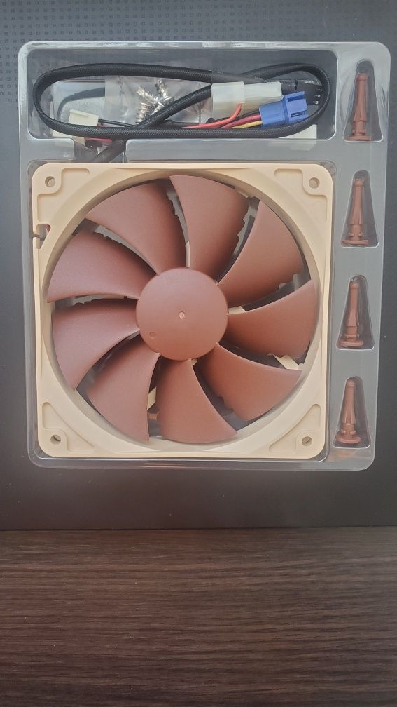 Кулер для корпуса Noctua NF-P12-1300