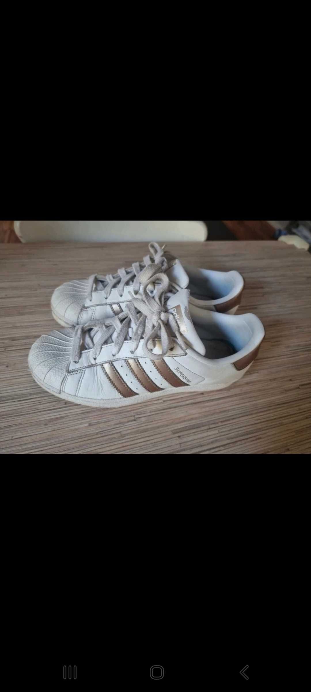 Superstars Adidas