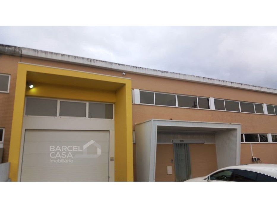 Armazém industrial em Vila Boa - Barcelos