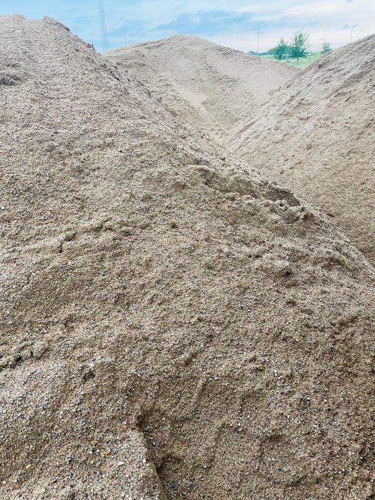 Pospółka  drogowa. Piasek. Żwir. Kruszywo