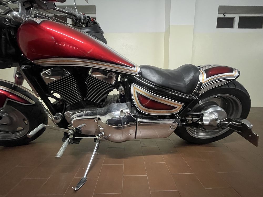 Suzuki Intruder 1500