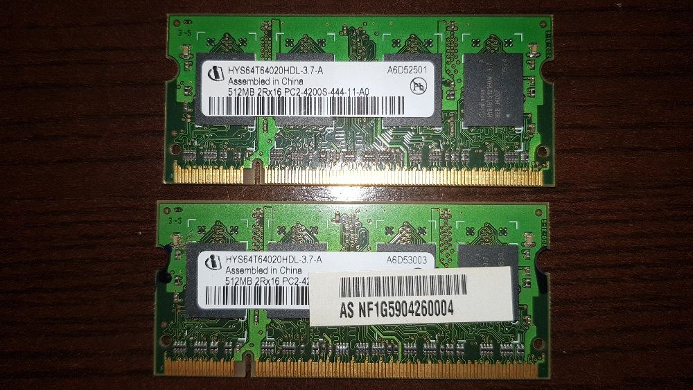 2x Memórias 512mb Infineon DDR2 PC2-4200S-444-11-A0 533MHz