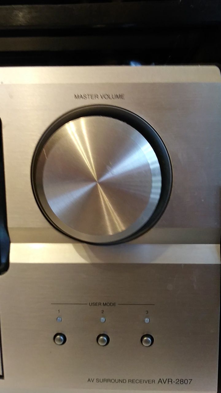 Amplituner Denon