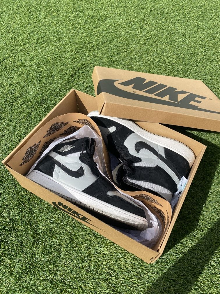 Air Jordan 1 Zoom CMFT "Black Light Smoke Grey"