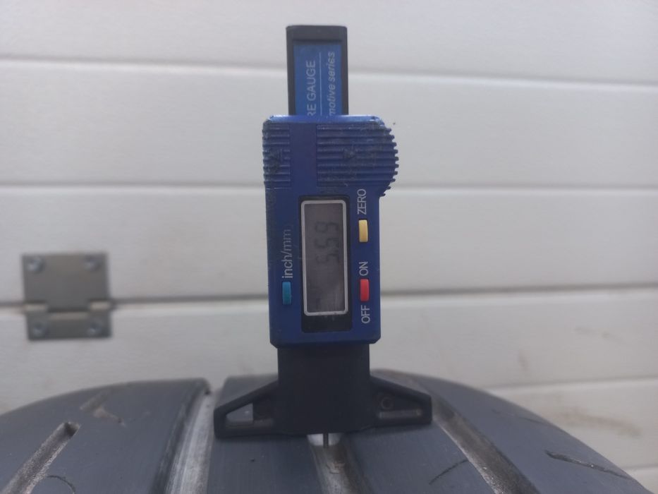 Opony letnie Dunlop 225/45/19 96W