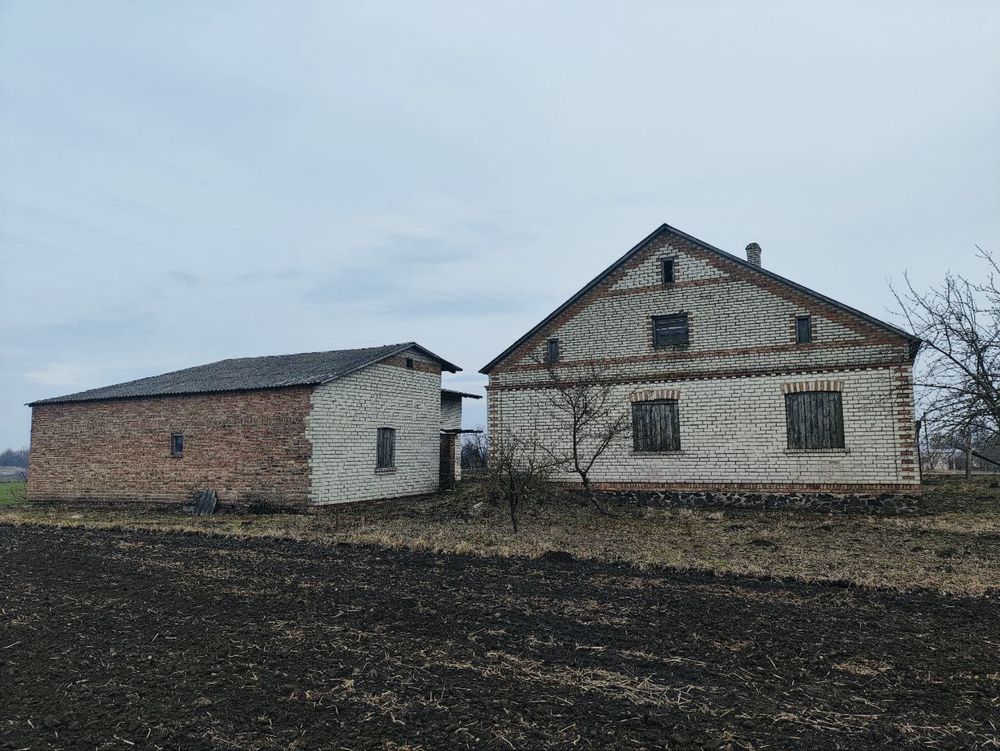 Продам будинок, незавршене будівництво