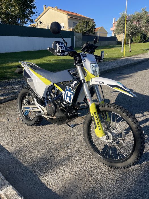 Husqvarna 701 enduro 2023  - Possibilidade de Credito