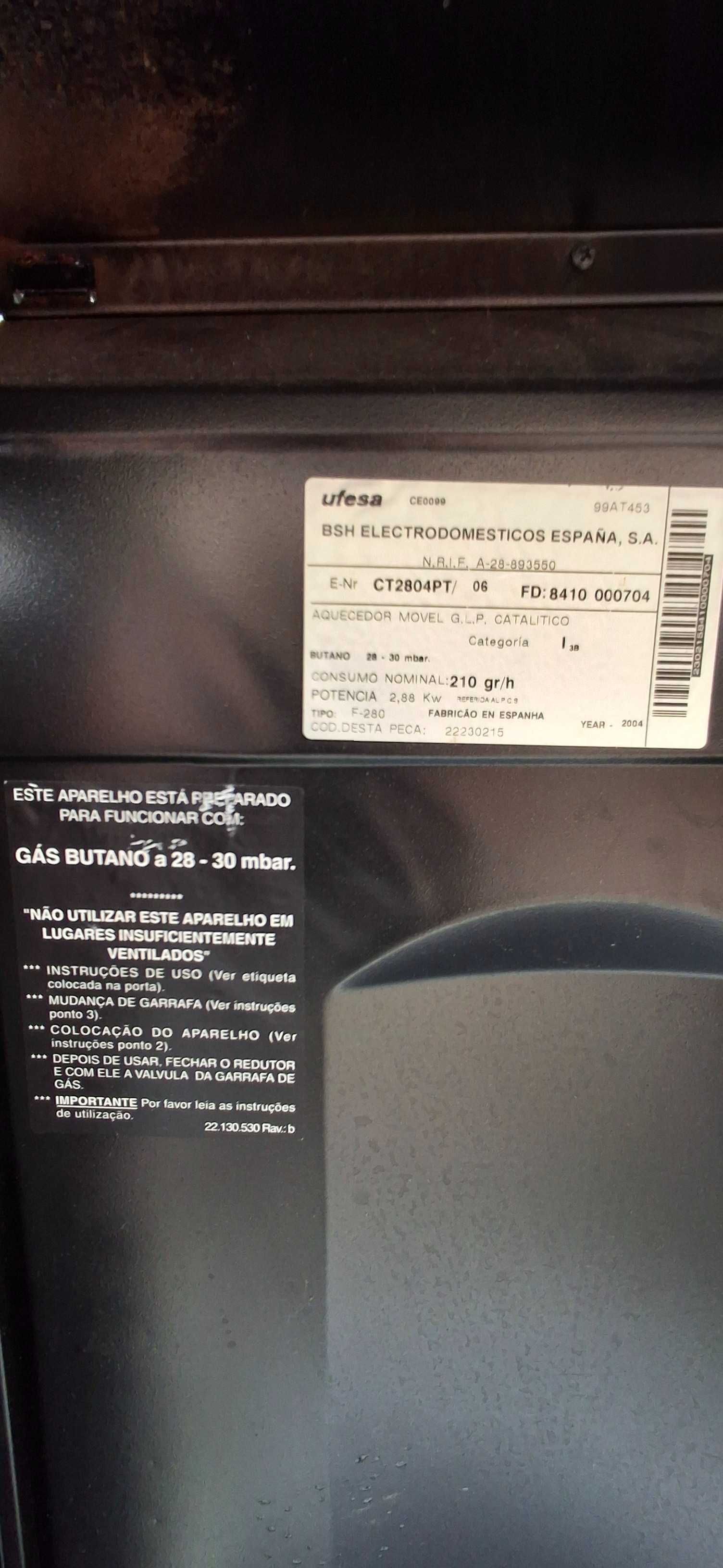 2 aquecedores sendo 1 a gás