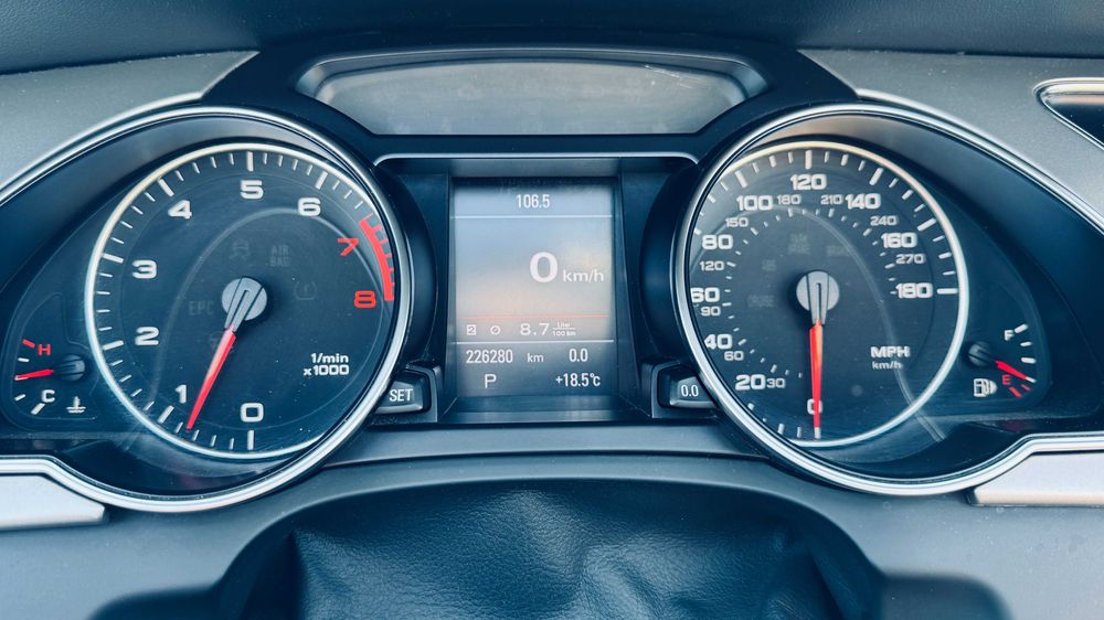 Продається яскравий автомобіль для емоцій - AUDI S5 CABRIOLET