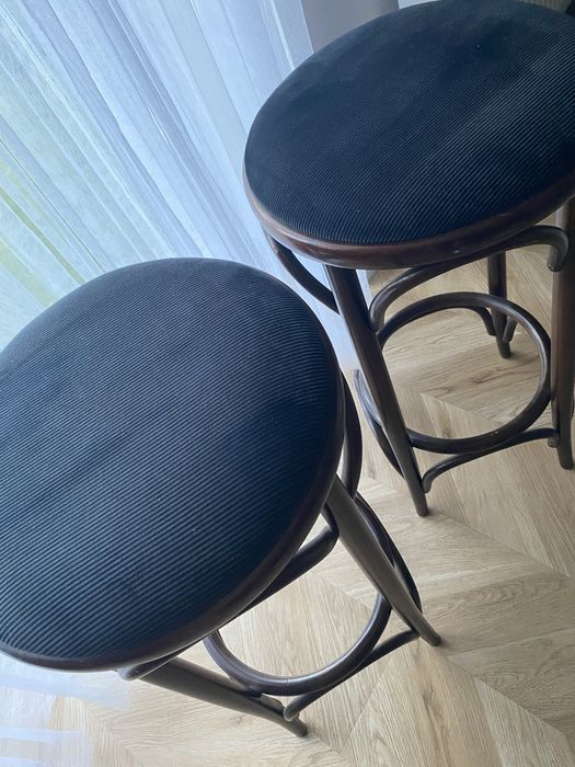 Hoker stolek barowy FAMEG