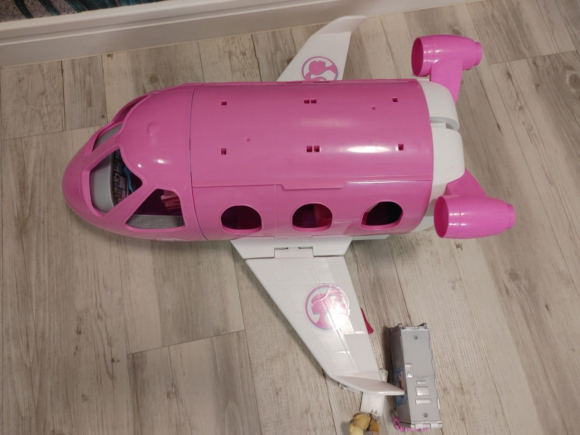 Duzy samolot Barbie