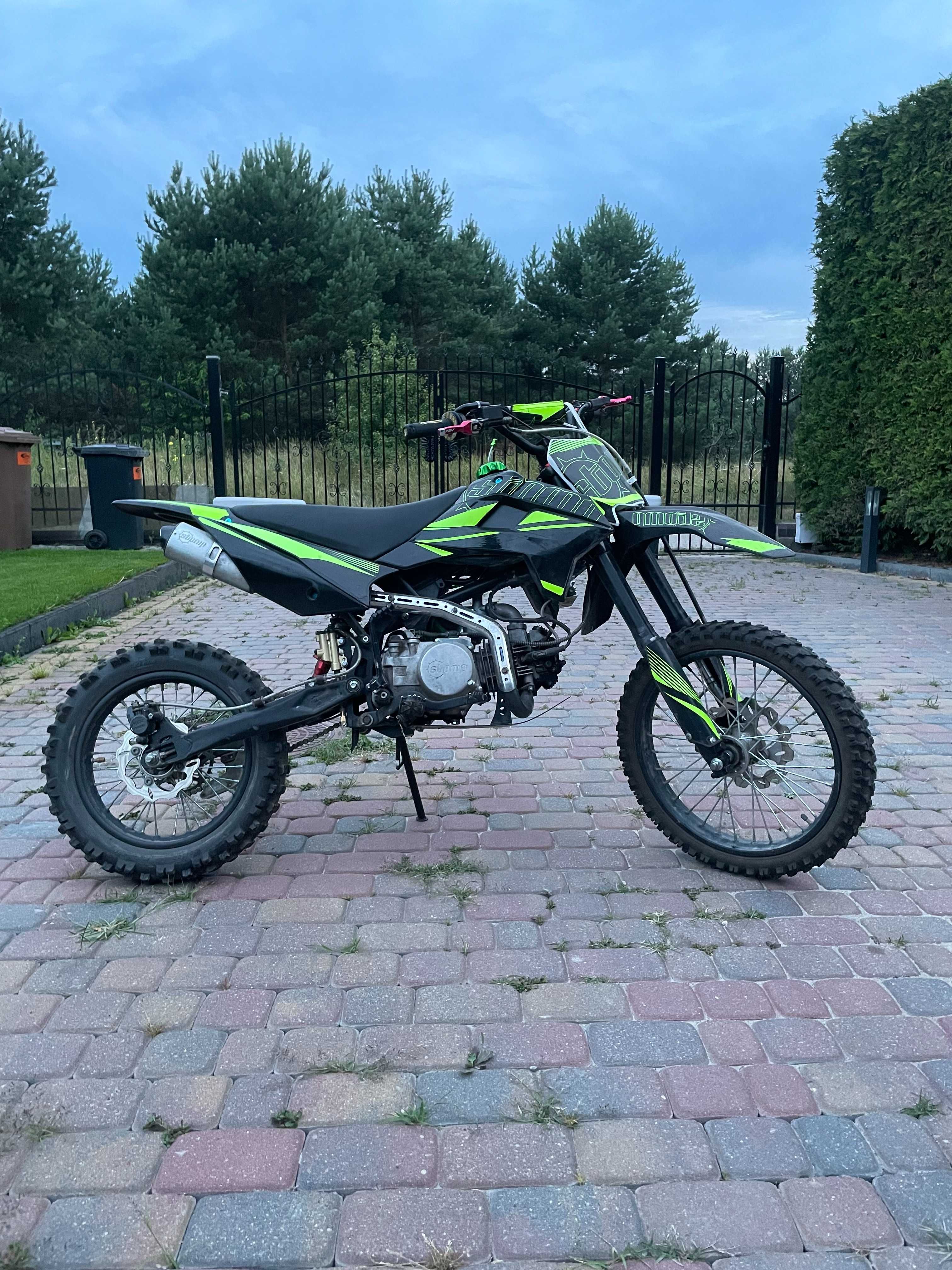 PitBike MRF Stomp 140 z3 rc-z