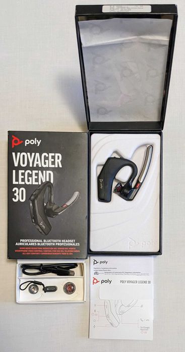 Bluetooth гарнитура Poly Voyager Legend 30 • Нова