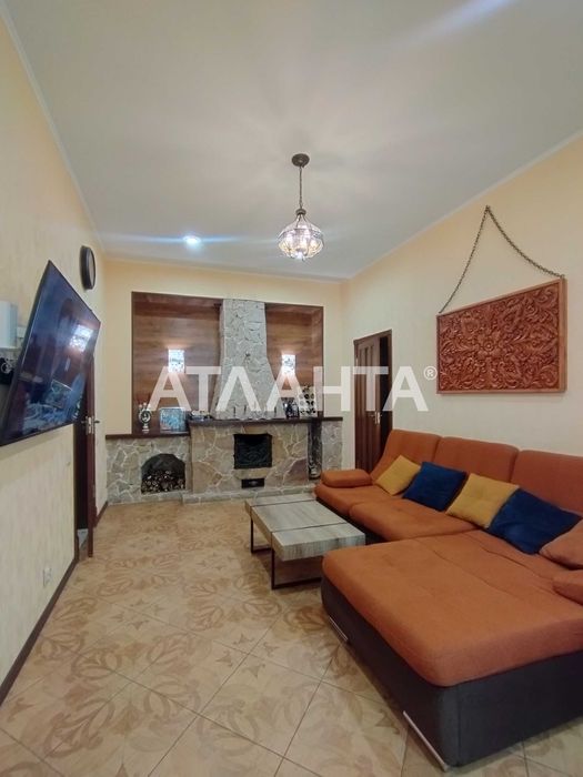 Двухуровневая квартира 135м2 в центре Одессы