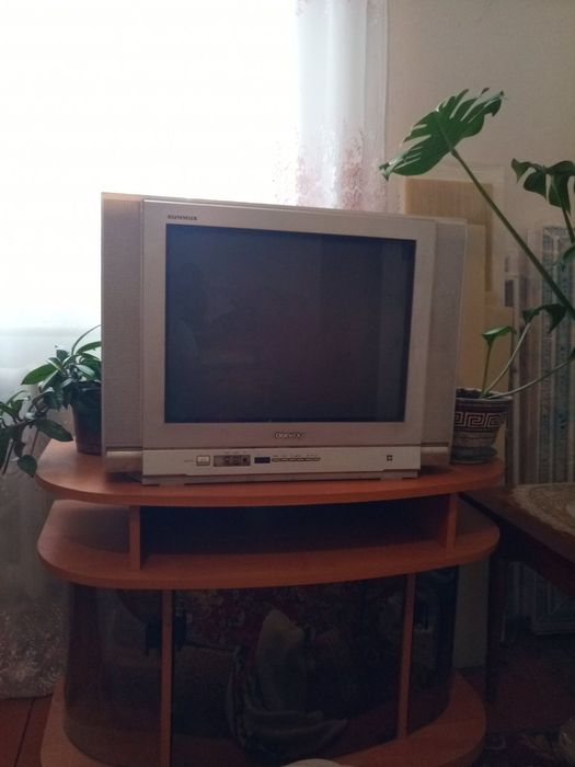 Продам телевізор