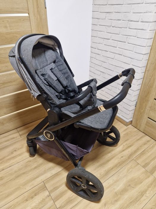 Wózek dziecięcy Venicci Tinum UpLine 2w1