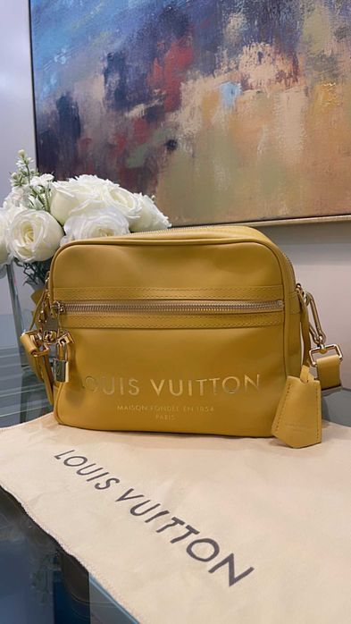 Mala de Senhora Louis Vuitton de Pele - Flight Paname Takeoff