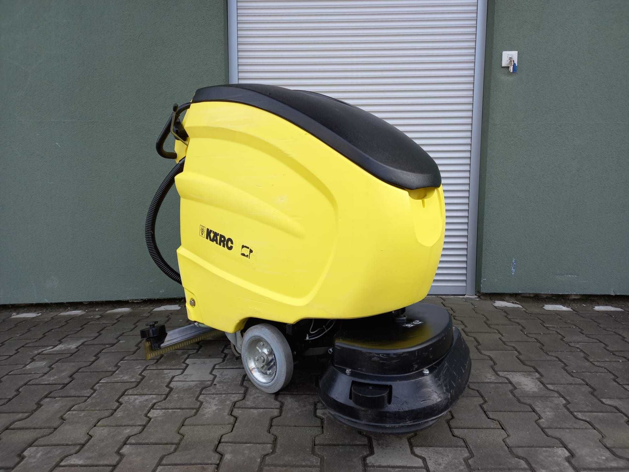 Profesjonalna szorowarka z trakcją KARCHER BD 750 Bat