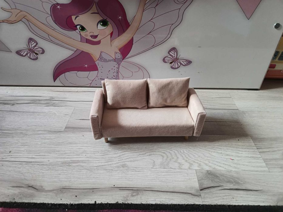 Lalki barbie,meble dla lalek,kanapa