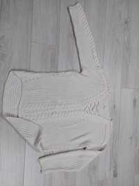 Gruby pleciony sweter Reserved