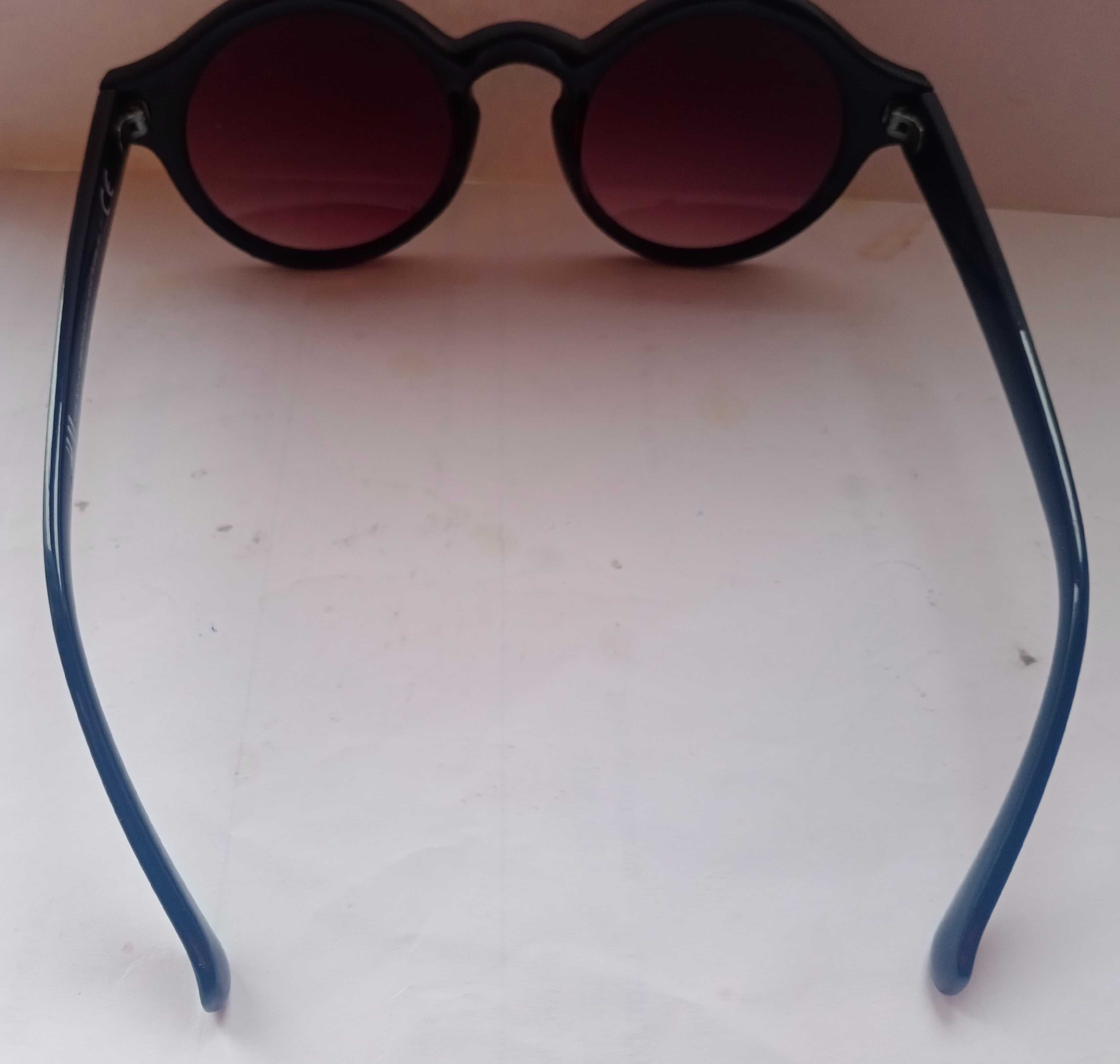 Стильные очки от солнца H&M