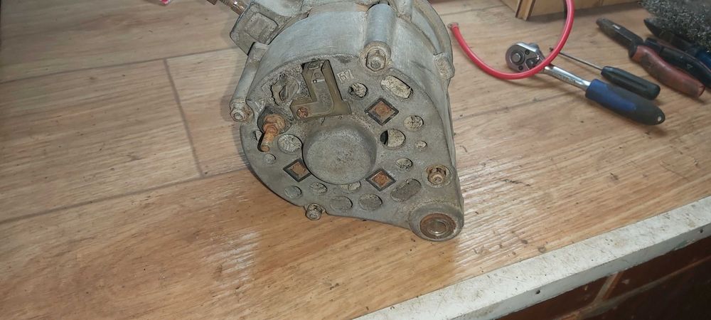 Генератор ваз 2106