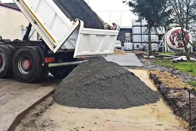 Ziemia, piasek, beton ,kruszywo, szlaka Transport wywrotka, koparka