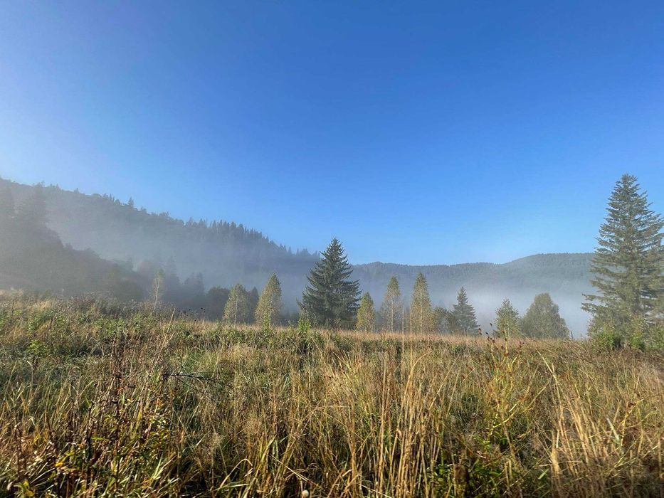 Продається земельна ділянки Славсько (Підніжя гори Менчіл та Тростян)