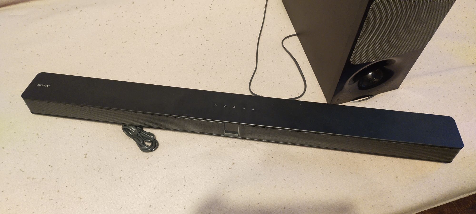 Soudbar z subem i pilotem Sony SA-CT290