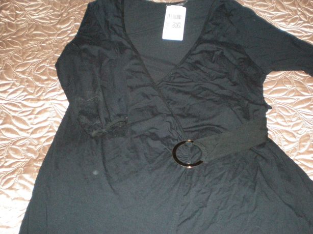 Czarna sukienka ozdobiona klamrą i paskiem r. 46 DOROTHY PERKINS