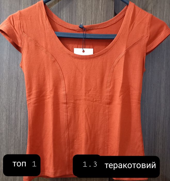 Нові топи та майки