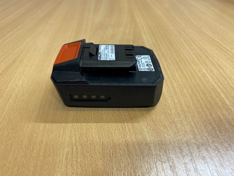 Bateria akumulator HILTI B12 2.6Ah 09.2020 r bardzo dobry stan