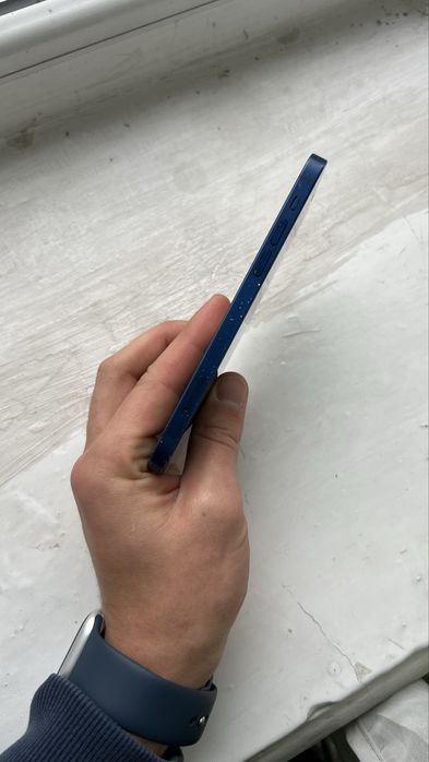 Продам IPhone 12 128gb neverlok