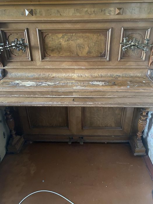 Продам німецьке піаніно ХІХ сторіччя під реставрацію