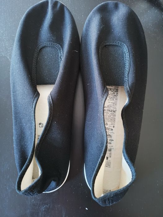 Sapatilhas de ginástica novas