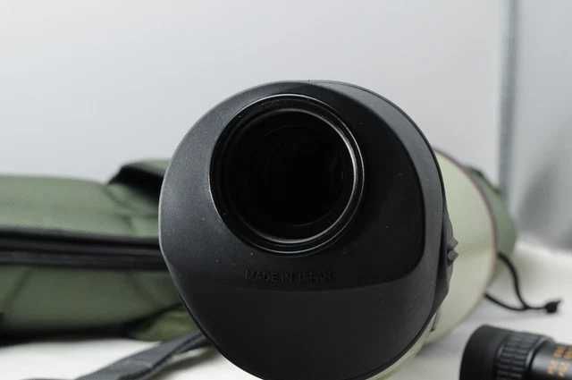 como novo Nikon Fieldscope ED D=82 com ocular de 25x