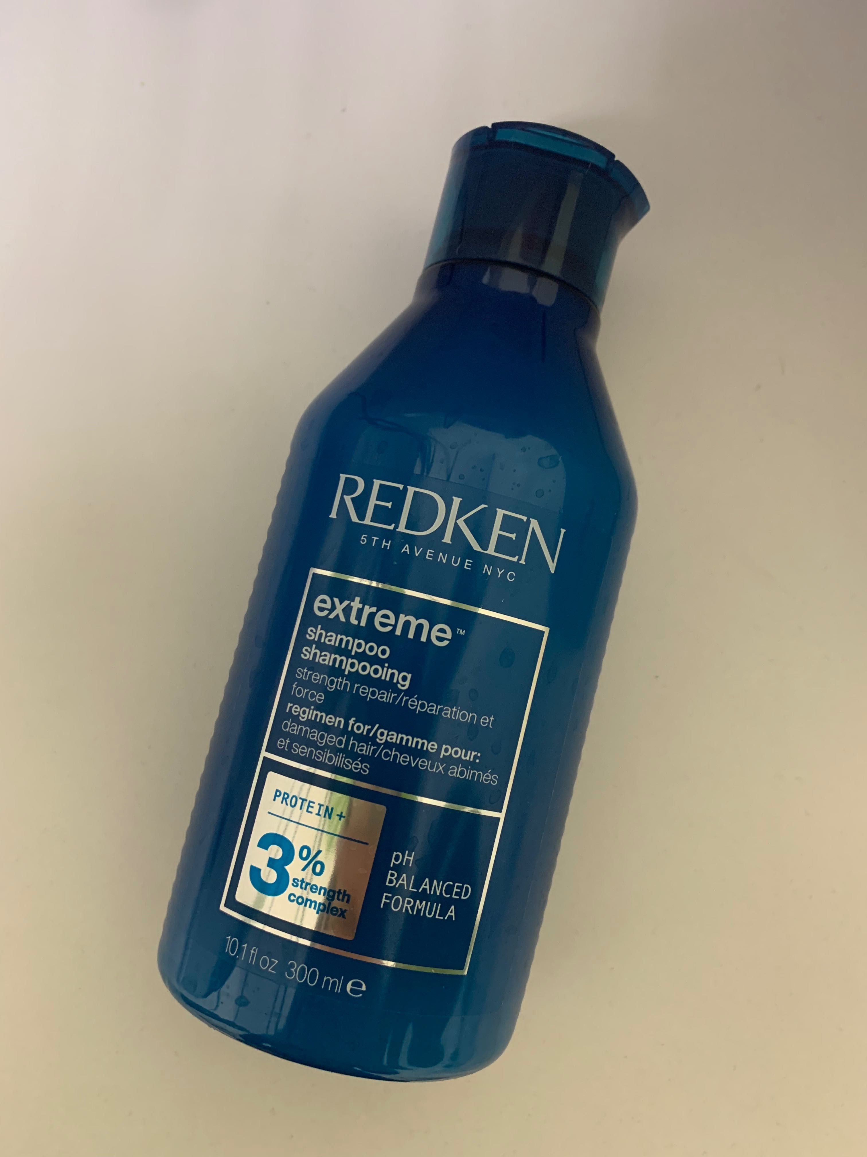 Професійний шампунь для пошкодженого волосся, Redken