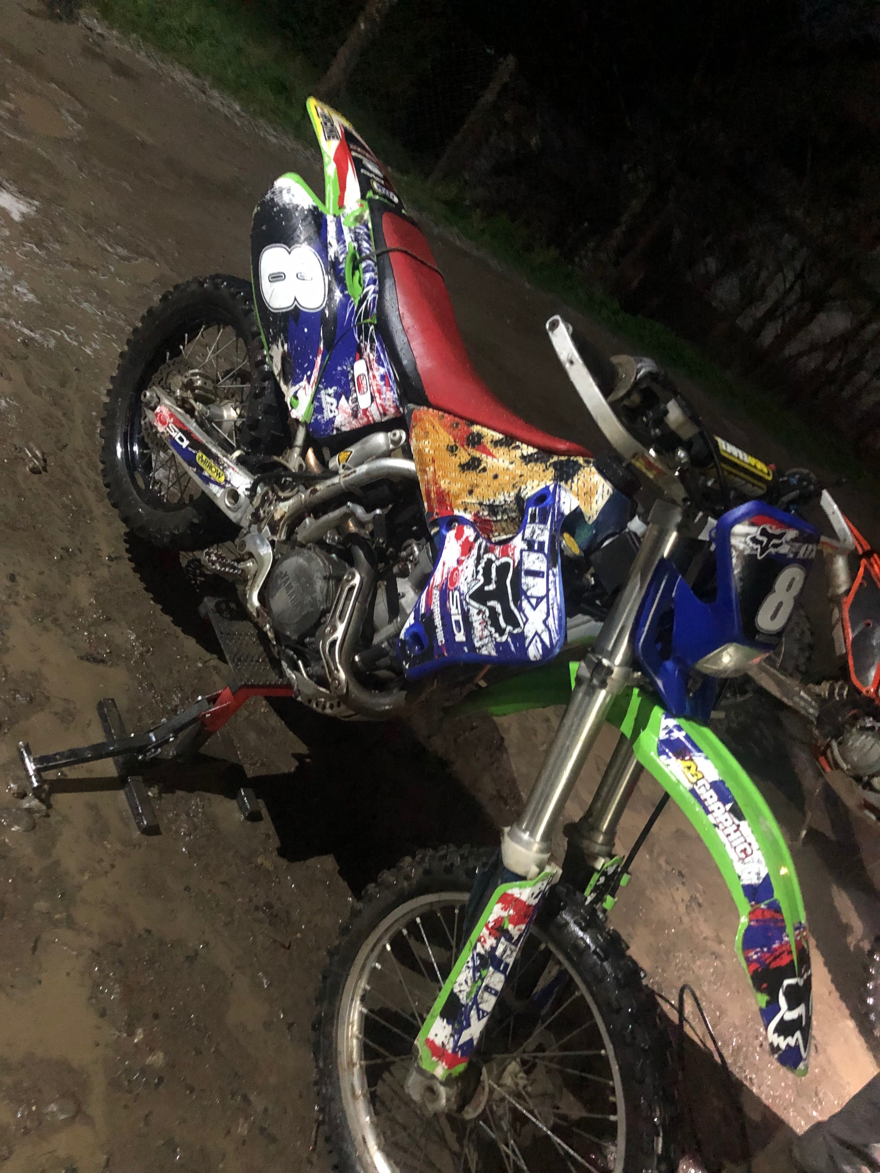 Продам yamaha wr400r 2000p  мотор працює без нарікань